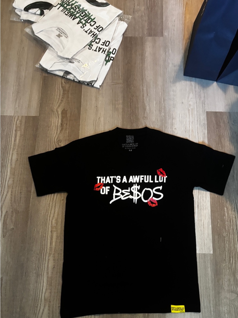 Black Graphic Short Sleeve Tee with Red Lip Accents